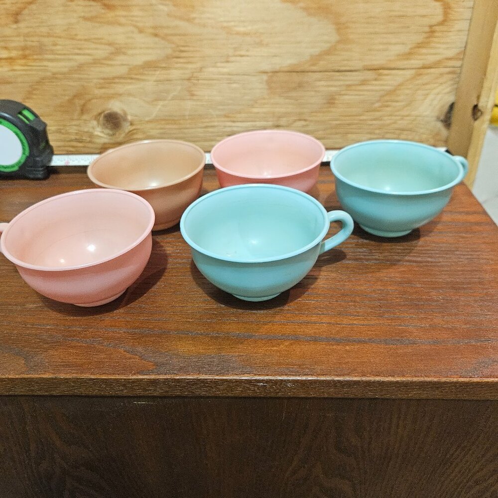 Porcelain Tea Cups